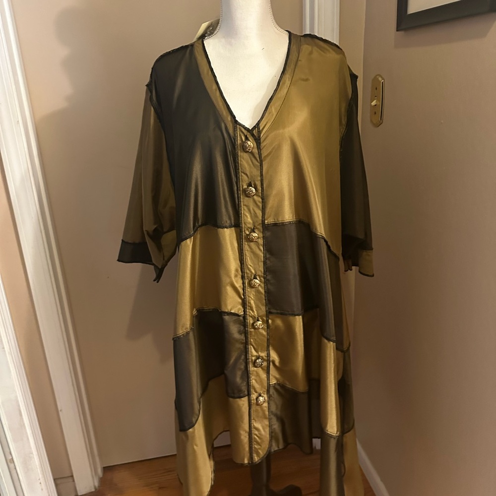 Sterling styles. 2X Tunic wearable art.
